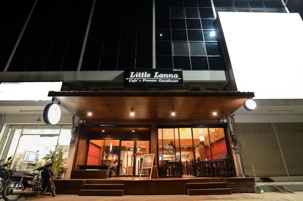 リトル ランナー カフェ アンド プレミア ゲストハウス チエンマイ エクステリア 写真